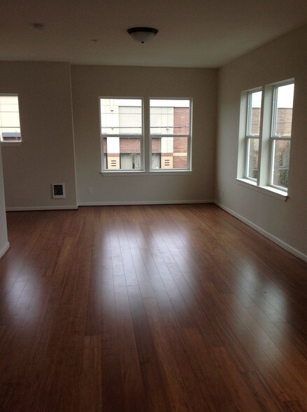 More Photos Of 8320 N Princeton St, Portland Apartments For Sale