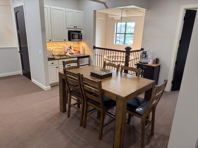 More Photos Of 8674-8696 Eagle Creek Cir, Savage Office For Sale