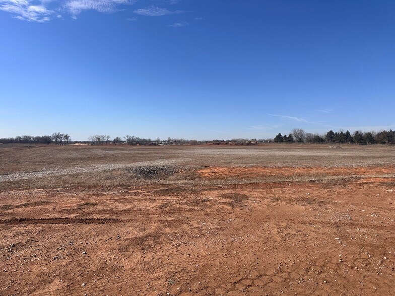 More Photos Of 13925 S Meridian Ave, Oklahoma City Industrial For Sale