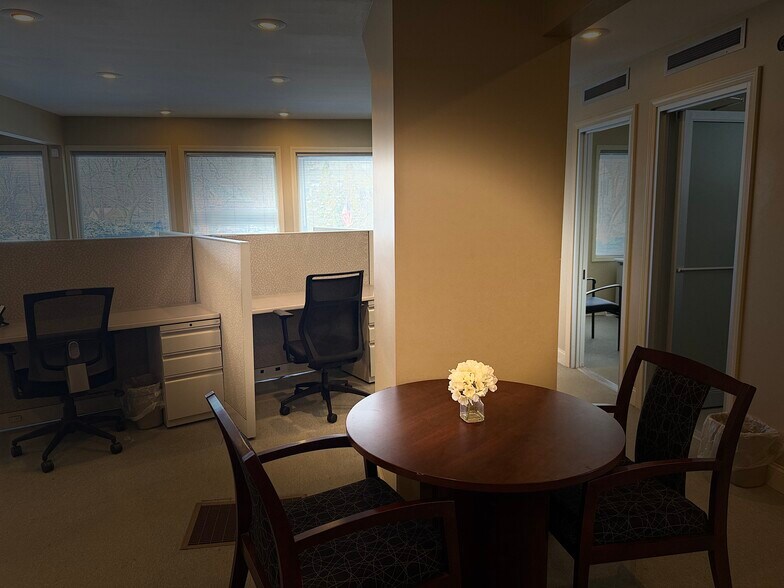 More Photos Of 2717 Genesee St, Utica Medical For Sale