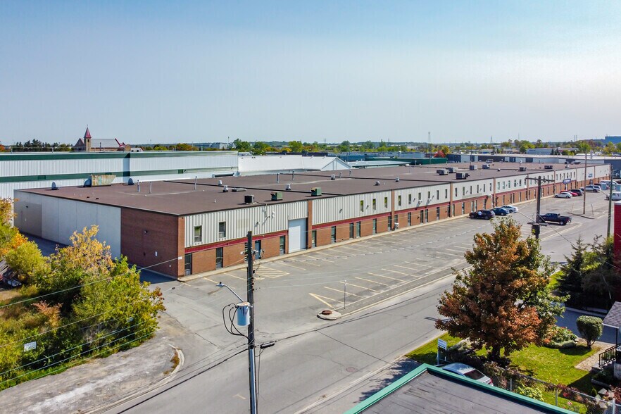 More Photos Of 1377-1411 Triole St, Ottawa Warehouse For Lease