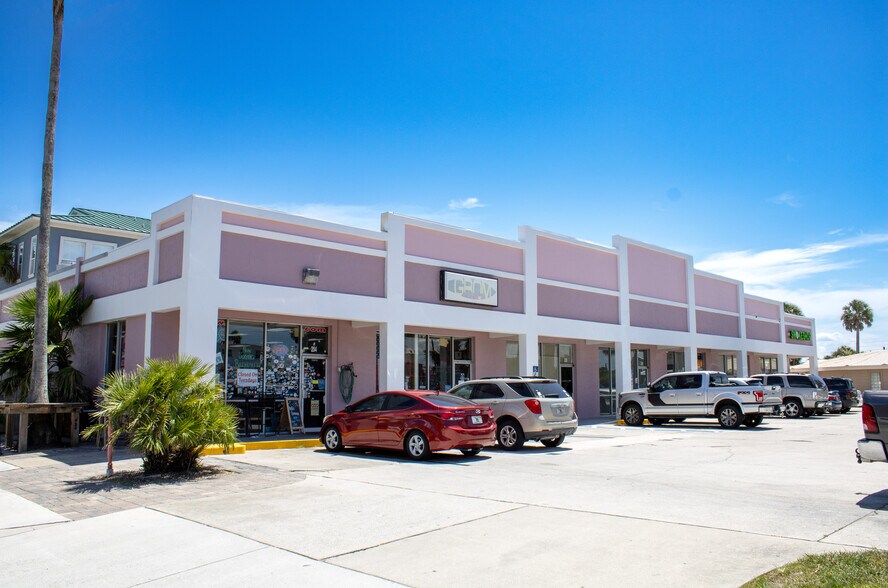 Primary Photo Of 204-216 S 3rd Ave, Jacksonville Beach General Retail For Lease