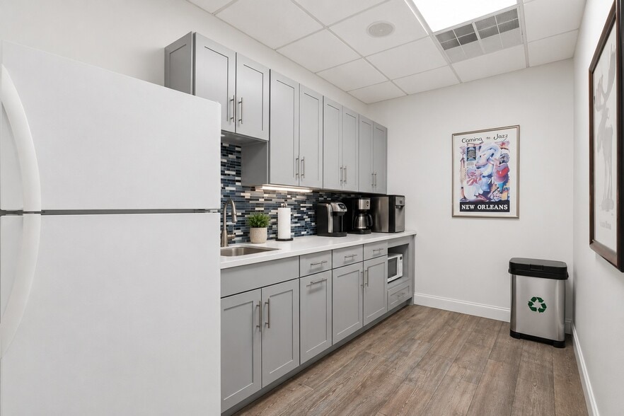More Photos Of 3103 Medlock Bridge Rd, Norcross Office For Sale