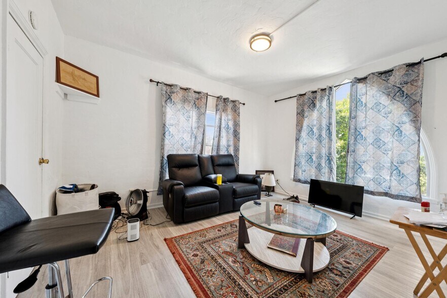 More Photos Of 1360 Berkeley Way, Berkeley Apartments For Sale