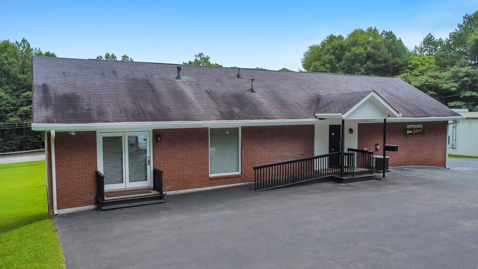 More Photos Of 3289 Powder Springs Rd, Powder Springs Warehouse For Lease