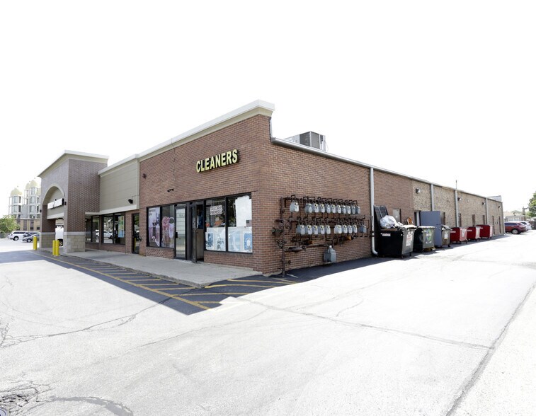 More Photos Of 5050 N Cumberland Ave, Norridge Unknown For Lease
