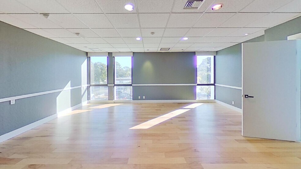 More Photos Of 2150 S Andrews Ave, Fort Lauderdale Medical For Lease