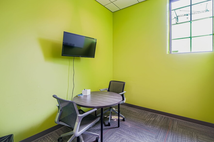 More Photos Of 571 Snelling Ave N, Saint Paul Office For Sale