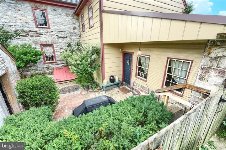 More Photos Of 4415 W Market St, York Specialty For Sale