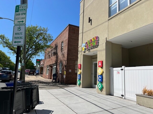 More Photos Of 600 Mamaroneck Ave, White Plains Storefront Retail Office For Lease