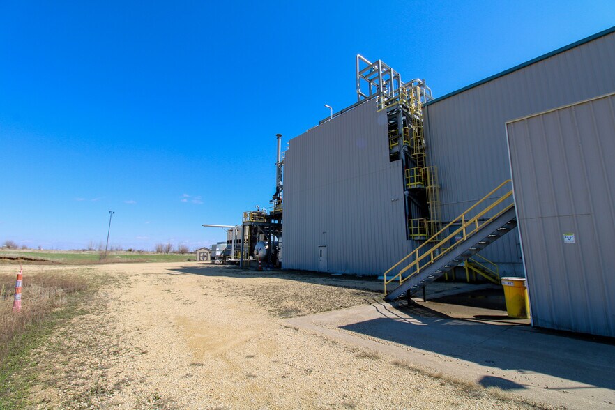 More Photos Of 5640 44th Ave S, Clinton Industrial For Sale