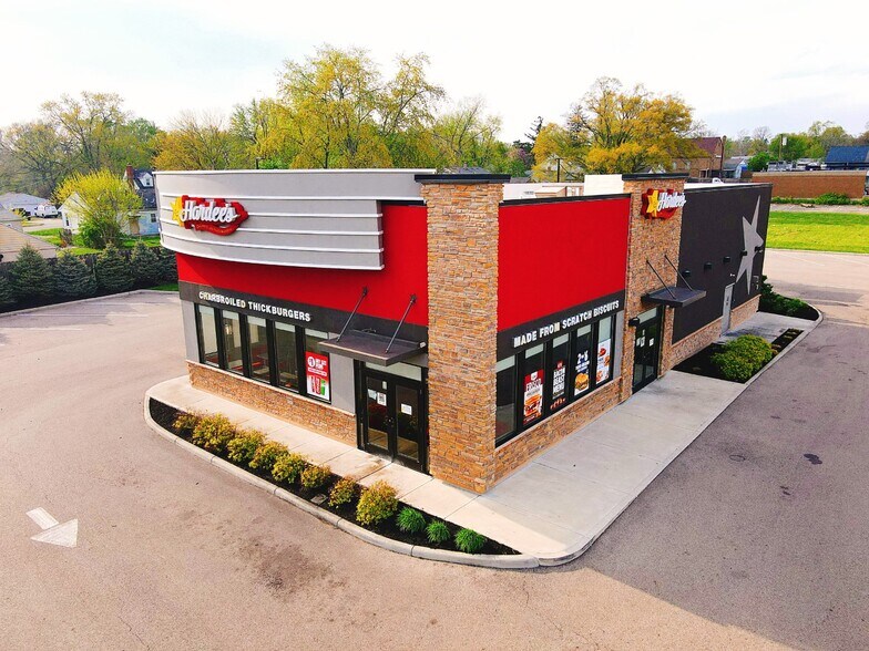 More Photos Of 500 S Breiel Blvd, Middletown Fast Food For Lease