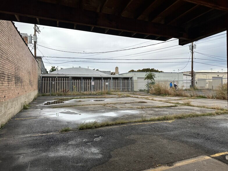 More Photos Of 1480 S State St, Salt Lake City Storefront For Sale