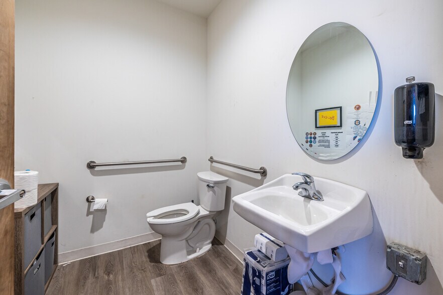 More Photos Of 4337 McBrayer Rd, Oakwood Warehouse For Sale