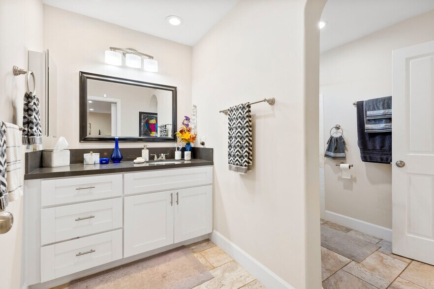 More Photos Of 1909 Cheyenne Cir, Oceanside Specialty For Sale