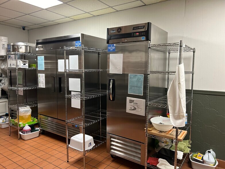 More Photos Of 136 E 2nd St, Kaukauna Restaurant For Sale