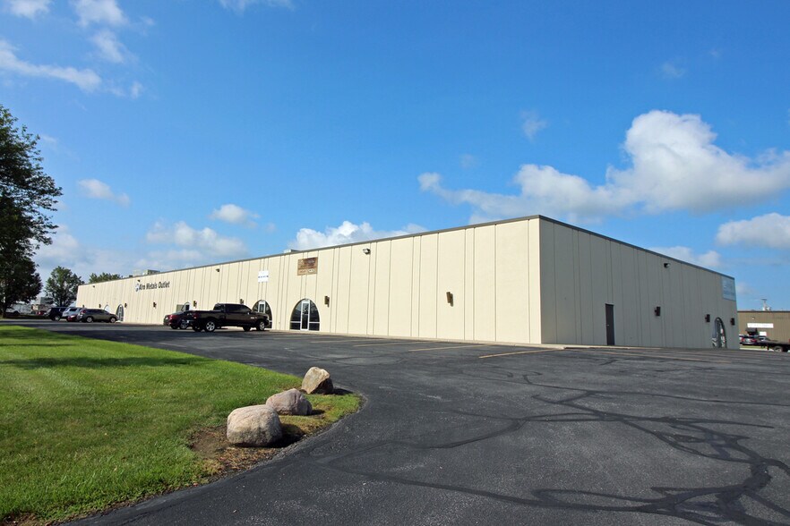 Primary Photo Of 5121-5125 Executive Blvd, Fort Wayne Warehouse For Lease