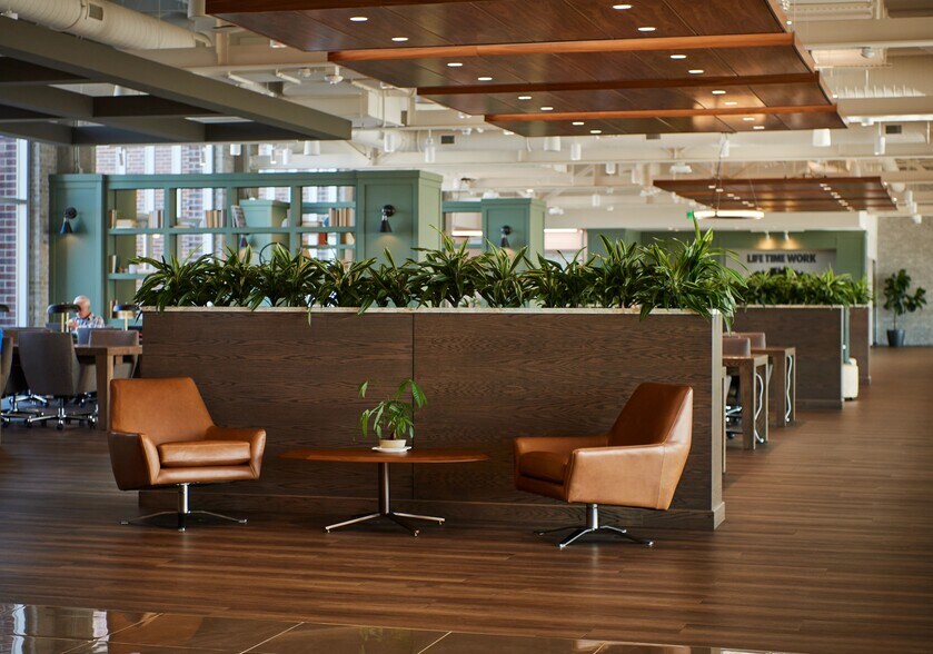 More Photos Of 100 Somerset Corporate Blvd, Bridgewater Coworking Space