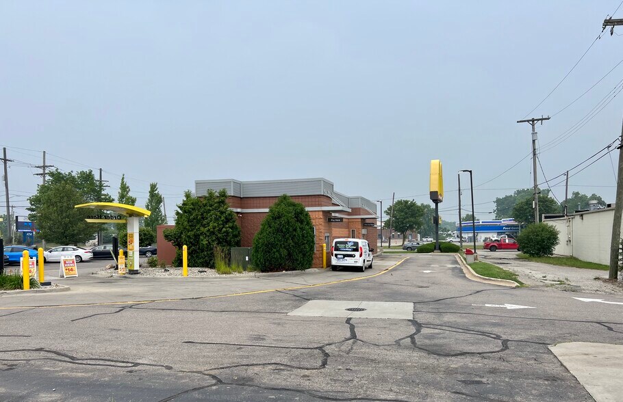 More Photos Of 1581 Van Horn Rd, Trenton General Retail For Sale