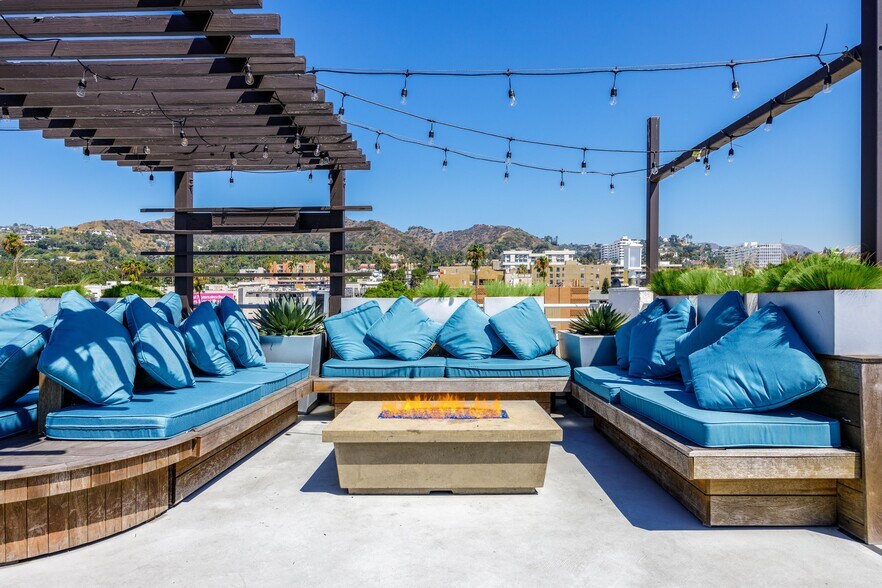 More Photos Of 1443 N Fuller Ave, Los Angeles Apartments For Sale