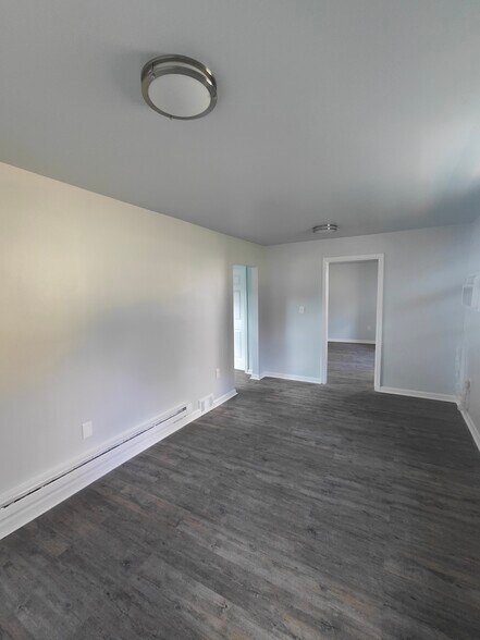 More Photos Of 1027 Cochran Mill Rd, Jefferson Hills Apartments For Sale
