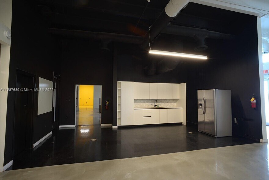 More Photos Of 350-360 NE 60th St, Miami Loft Creative Space For Lease