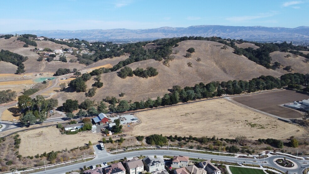 More Photos Of 2480 Hecker Pass Hwy, Gilroy Land For Sale