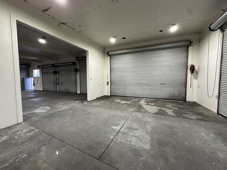 More Photos Of 1535 S 10th St, San Jose Warehouse For Lease