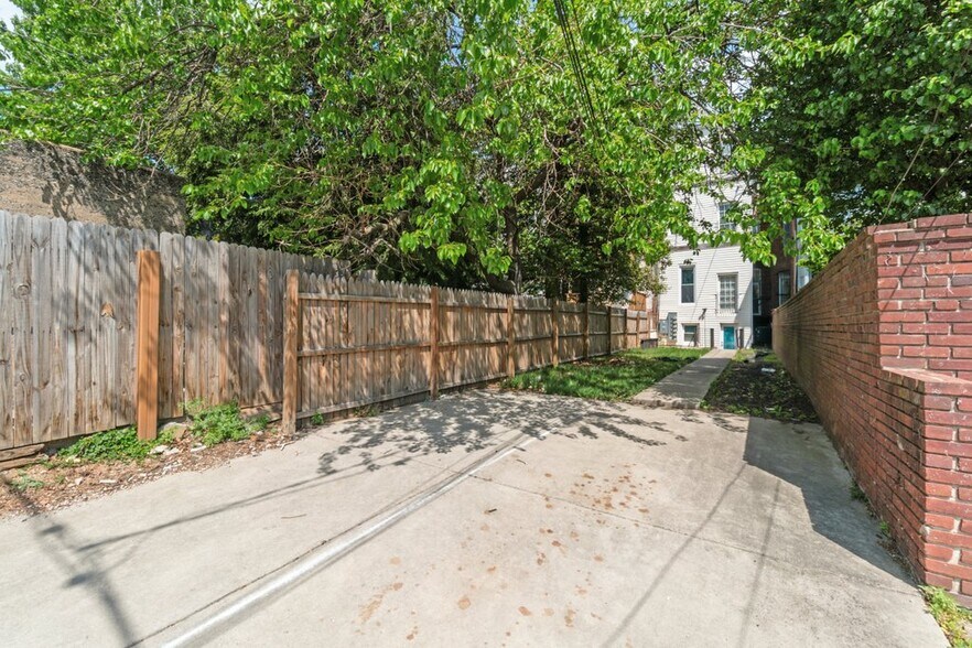 More Photos Of 2740 Saint Paul St, Baltimore Apartments For Sale