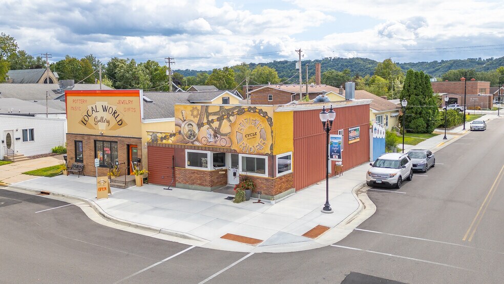 More Photos Of 106 2nd St E, Wabasha Storefront For Lease