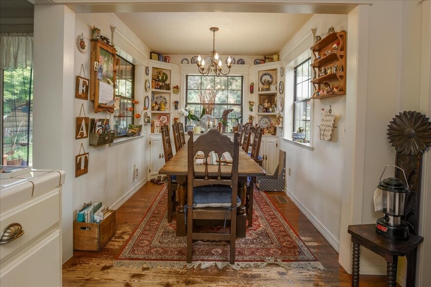 More Photos Of 15771 Main St, Crescent Mills Freestanding For Sale