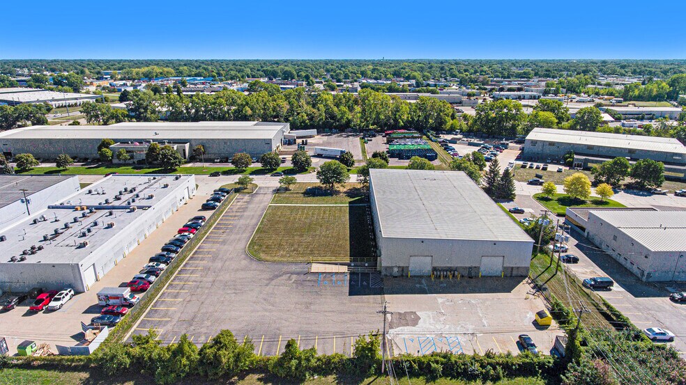 More Photos Of 23605 Regency Park Dr, Warren Manufacturing For Sale