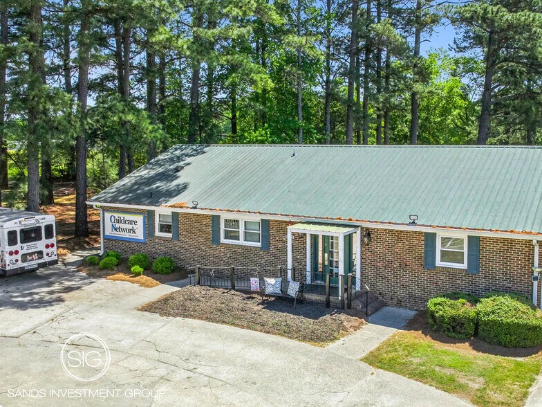 Primary Photo Of 1201 S Pollock St, Selma Daycare Center For Sale