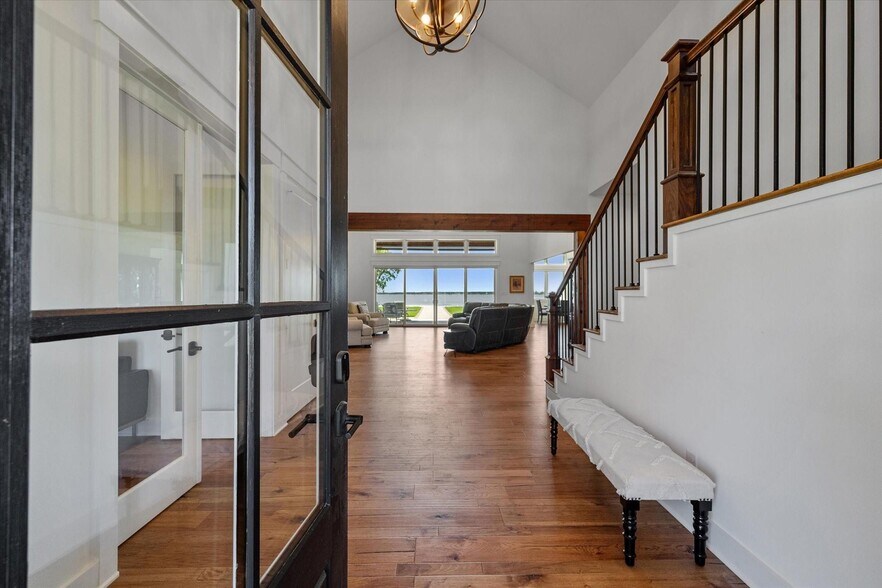 More Photos Of 121 Elm, Kerens Lodge Meeting Hall For Sale