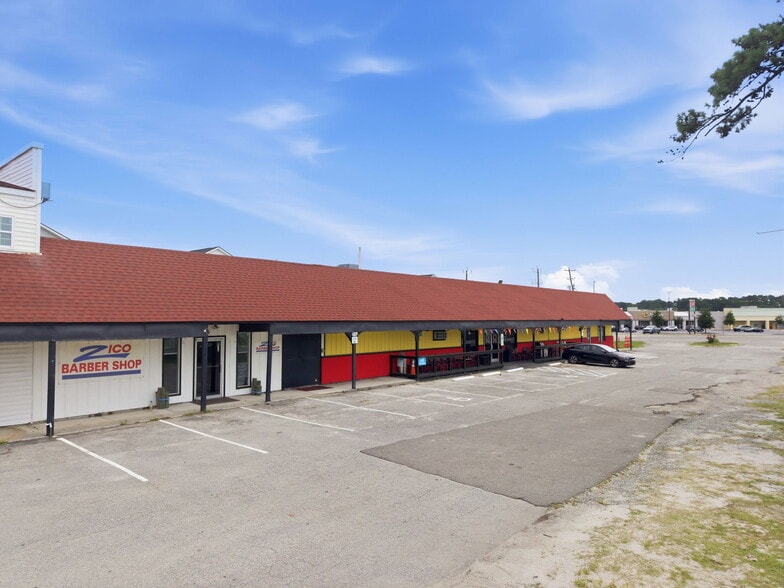 More Photos Of 5310 Carolina Beach Rd, Wilmington General Retail For Sale