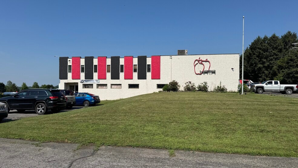 More Photos Of 231 Moorestown Dr, Bath Manufacturing For Sale