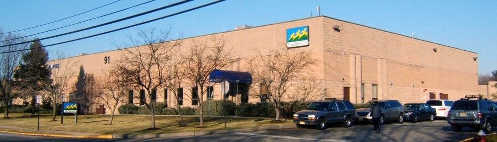 Primary Photo Of 91 Ruckman Rd, Closter Health Club For Lease