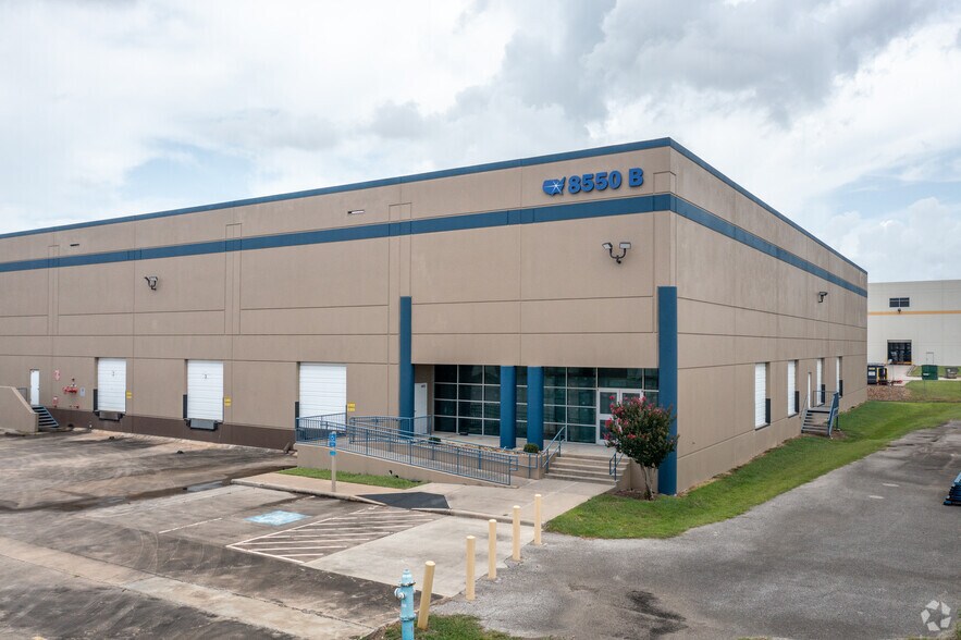Primary Photo Of 8550 Market St, Houston Warehouse For Lease
