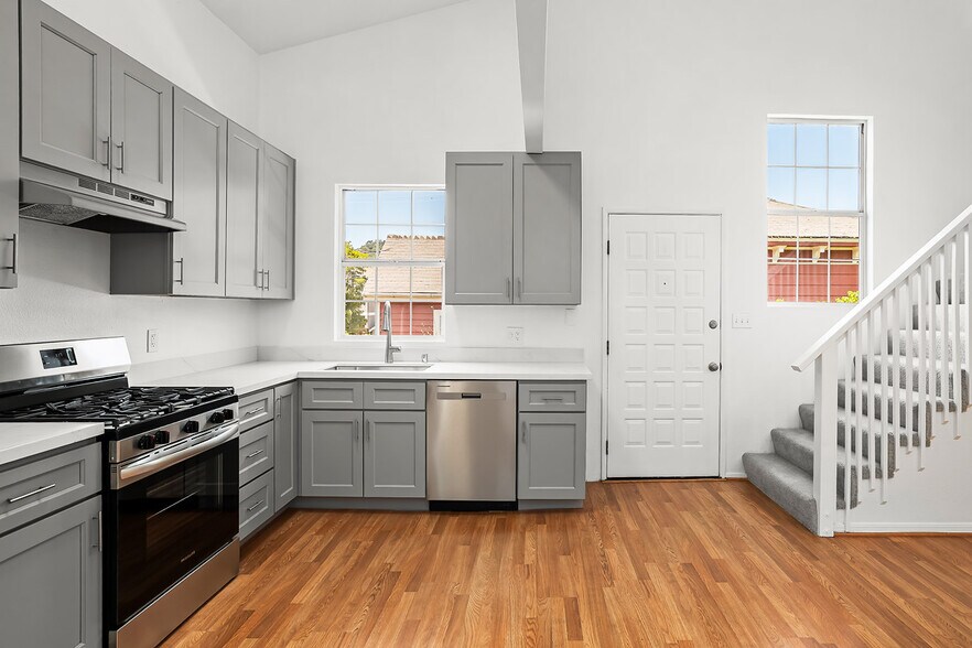 More Photos Of 523 B St, San Rafael Multifamily For Sale