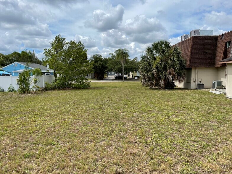 More Photos Of 6232 Madison St, New Port Richey Office For Sale