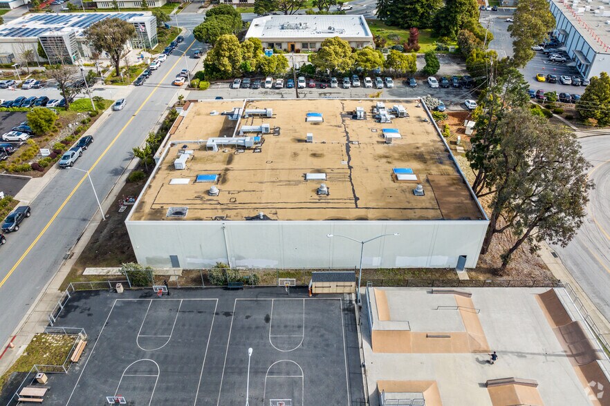 More Photos Of 260-280 Old County Rd, Brisbane Distribution For Lease