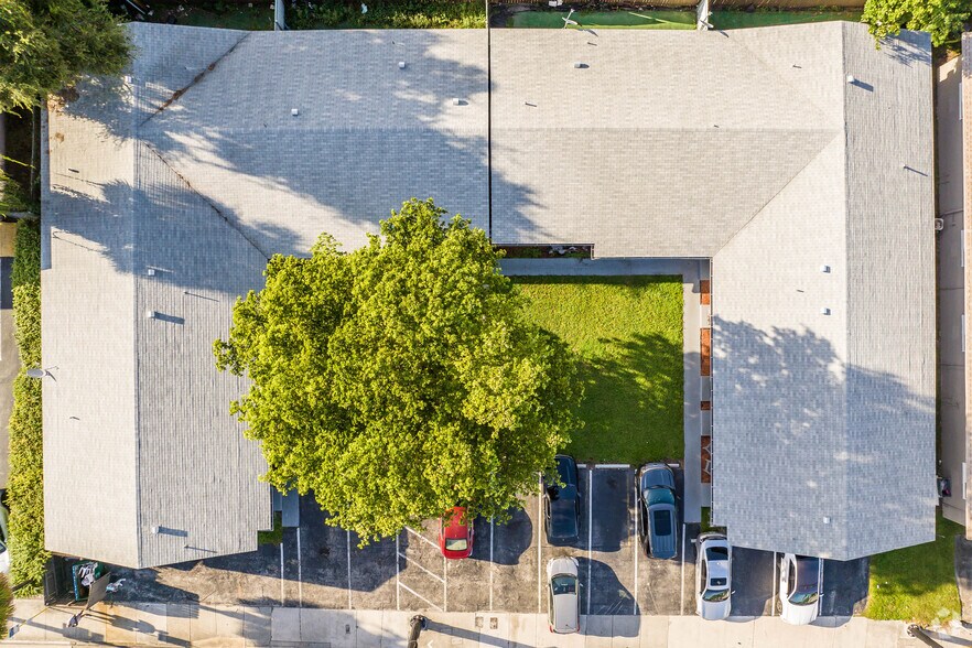 More Photos Of 7200 Pembroke Rd, Miramar Apartments For Sale