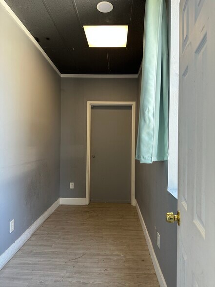 More Photos Of 2470 Berryessa Rd, San Jose Office For Lease