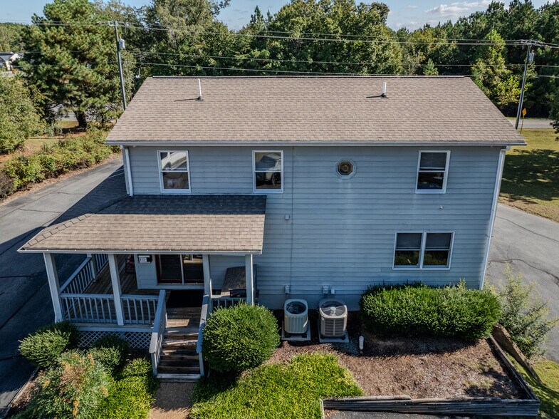 More Photos Of 2704 Lake Monticello Rd, Palmyra Office For Sale