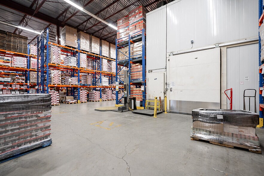 More Photos Of 1335 Kebet Way, Port Coquitlam Industrial For Sale