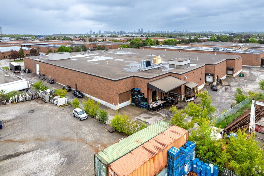 More Photos Of 120 Spinnaker Way, Concord Warehouse For Lease