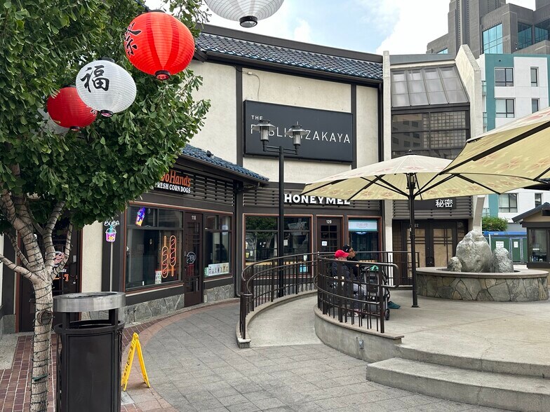 More Photos Of 101 Japanese Village Plaza Mall, Los Angeles Restaurant For Lease