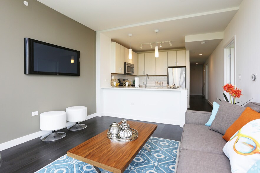 More Photos Of 847 Chicago Ave, Evanston Apartments For Lease