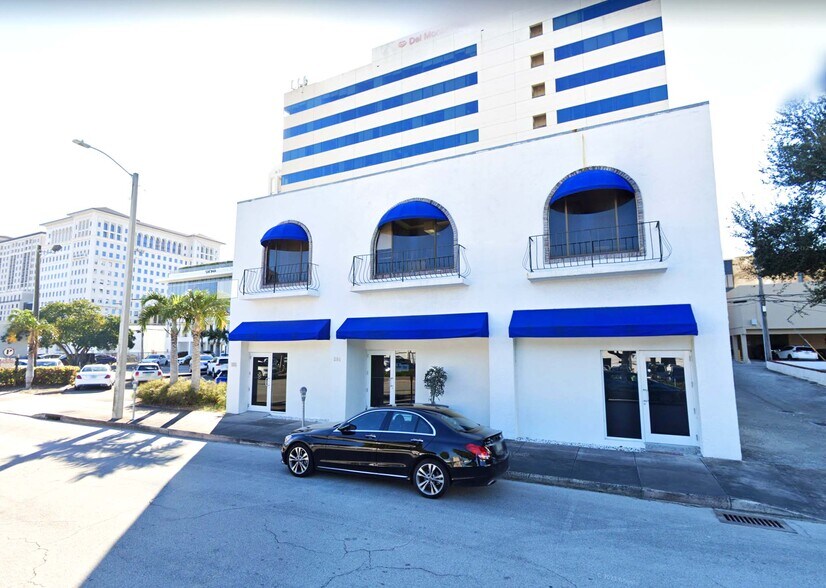 More Photos Of 262-264 Almeria Ave, Coral Gables Office For Lease