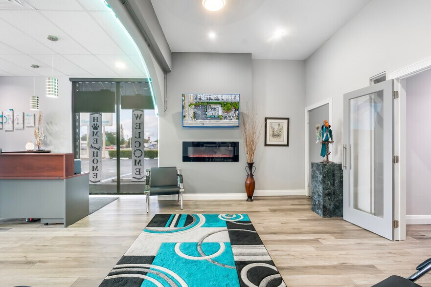 More Photos Of 6600 Pembroke Rd, Pembroke Pines Office For Sale